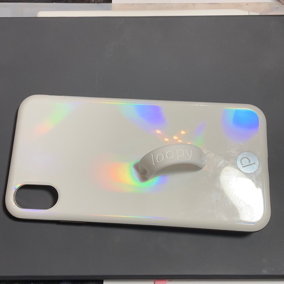 Iridescent loopy case - Picture 1 of 2